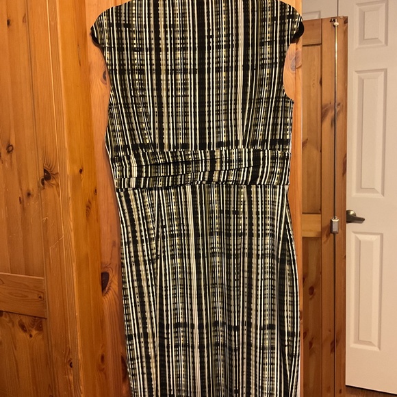 Calvin Klein dress - Picture 2 of 3